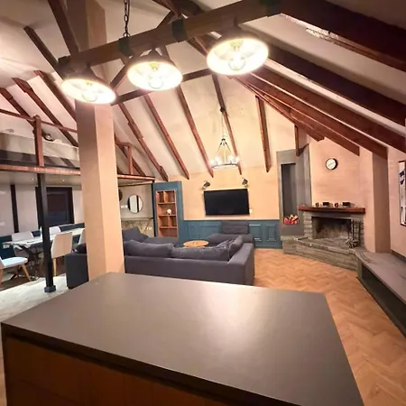 The Sunset Penthouse 100m From New Bazaar -balcony - Available Parking Lejlighed *