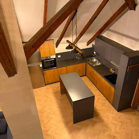 The Sunset Penthouse 100m From New Bazaar -balcony - Available Parking Lejlighed Tirana