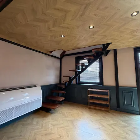 The Sunset Penthouse 100m From New Bazaar -balcony - Available Parking Lejlighed